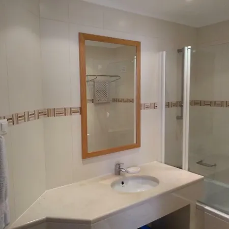 3 Bedroom Duplex, Condominium Over Ocean, Porches Apartment