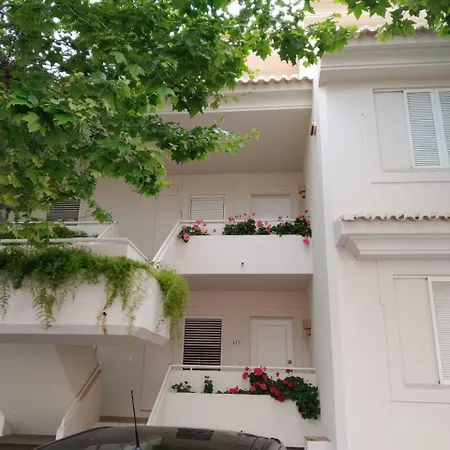 3 Bedroom Duplex, Condominium Over Ocean, Porches Porches (Algarve)